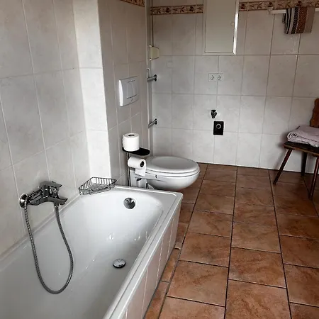 Faulpelz - Budget Mit Kueche, Badewanne, Parkplatz Gasthuis 3*