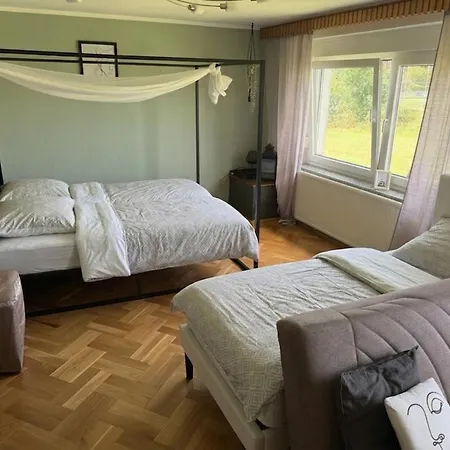 Gasthuis Faulpelz - Budget Mit Kueche, Badewanne, Parkplatz