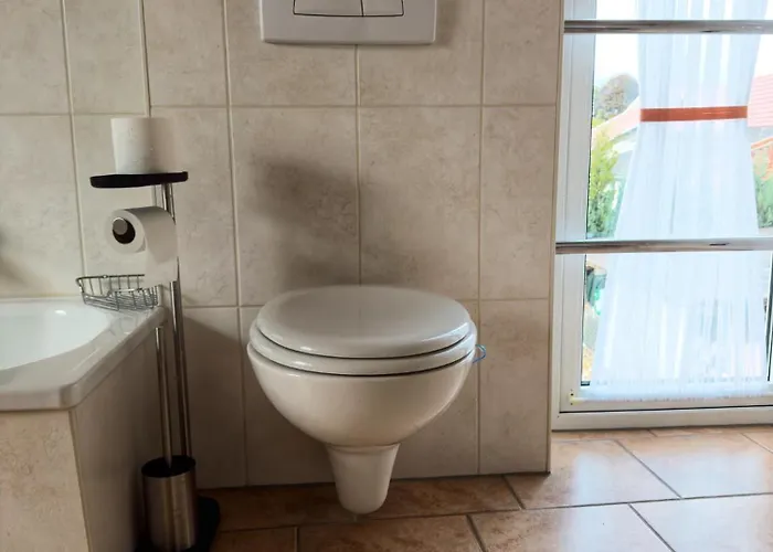 Faulpelz - Budget Mit Kueche, Badewanne Niederorschel