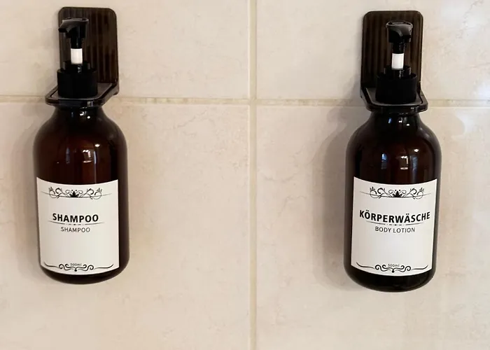 Faulpelz - Budget Mit Kueche, Badewanne ゲストハウス 3*